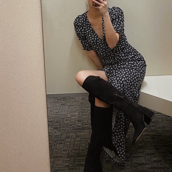 Coach suede knee height boots - Picture 2 of 9